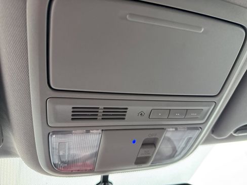 Used 2017 Honda Ridgeline RTL-T image 24