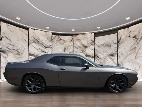 Used 2013 Dodge Challenger R/T Plus RWD image 4