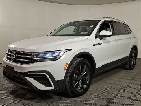 Used 2022 Volkswagen Tiguan SE image 6