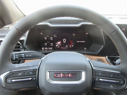 New 2026 GMC Canyon AT4 image 15