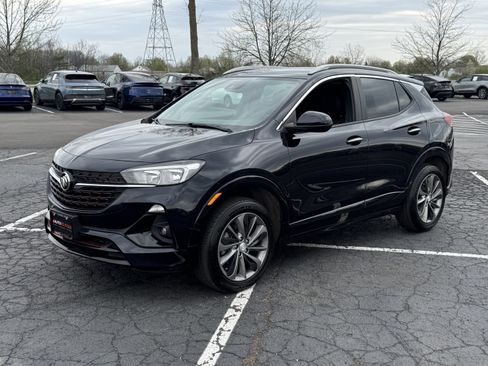 Used 2021 Buick Encore GX Select w/ Sport Touring Package AWD/4WD image 7