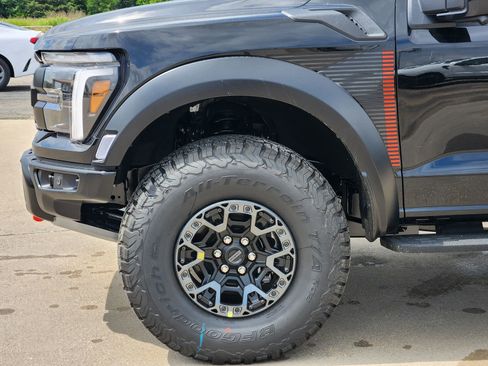 New 2026 Ford F150 Raptor w/ Equipment Group 803A Raptor R AWD/4WD image 9