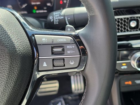Used 2025 Honda Civic Sport image 31