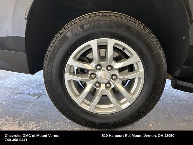 Used 2023 Chevrolet Suburban LT AWD/4WD image 14