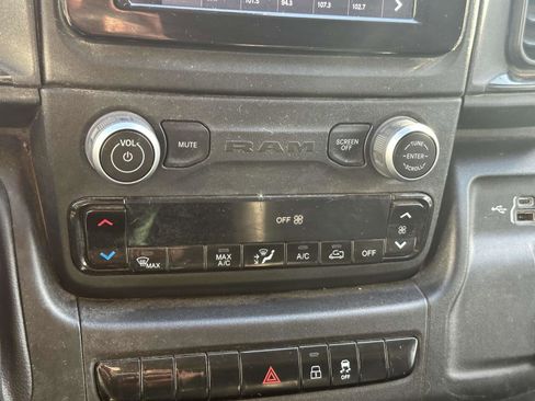 Used 2022 RAM ProMaster 2500 FWD image 18