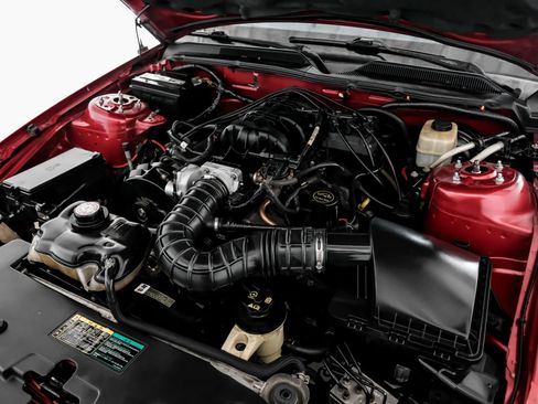Used 2005 Ford Mustang Coupe RWD image 31