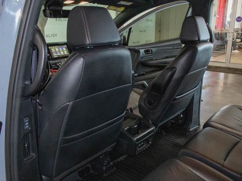 Used 2023 Honda Odyssey Sport image 9