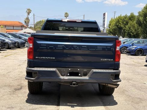 Used 2021 Chevrolet Silverado 1500 Custom RWD image 3