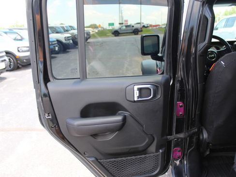 Used 2018 Jeep Wrangler Unlimited Sport S AWD/4WD image 20