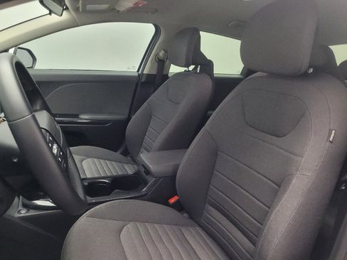 Used 2025 Kia K4 EX FWD image 17