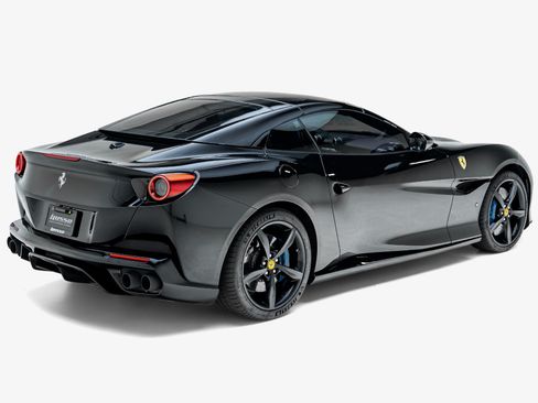 Used 2019 Ferrari Portofino RWD image 15