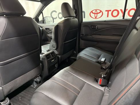 Used 2022 Honda Pilot TrailSport image 20