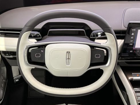 New 2026 Lincoln Nautilus Black Label w/ Jet Appearance Package AWD/4WD image 9