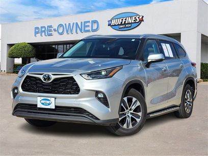 Used 2022 Toyota Highlander XLE
