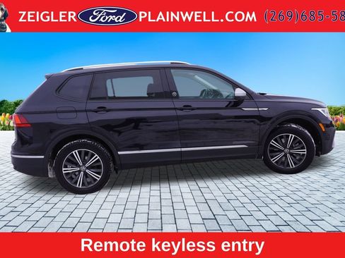 Used 2024 Volkswagen Tiguan Wolfsburg Edition FWD image 4