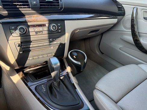 Used 2008 BMW 135i Convertible RWD image 18