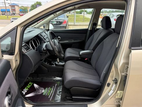 Used 2009 Nissan Versa Sedan w/ Convenience Pkg FWD image 18