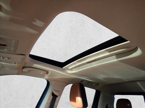 Used 2023 Ford Maverick Lariat w/ Lariat Luxury Package image 13