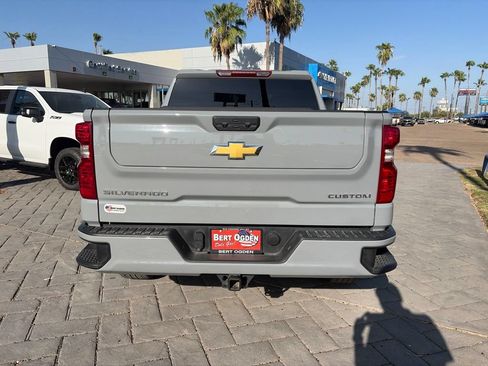 Used 2024 Chevrolet Silverado 1500 Custom w/ Turbomax Blackout Package AWD/4WD image 5