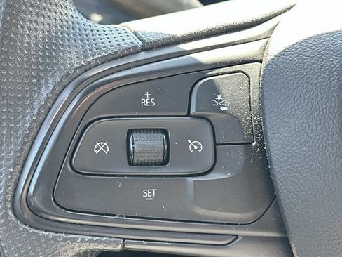 Used 2025 Buick Envista Preferred FWD image 19