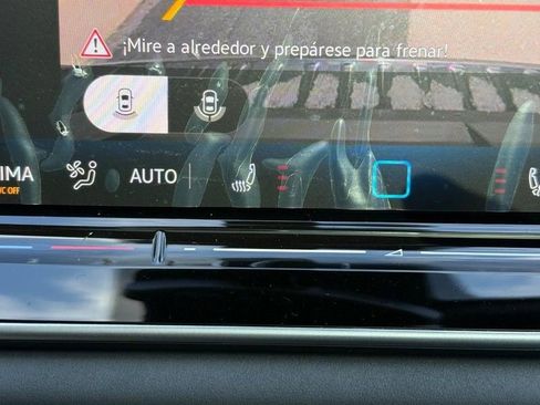 New 2026 Volkswagen Tiguan SE R-Line image 12