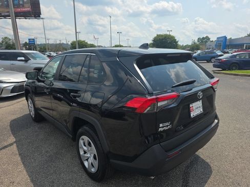 Used 2025 Toyota RAV4 LE FWD image 6