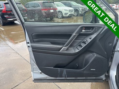 Used 2018 Subaru Forester 2.5i Touring w/ Popular Package #2 image 18