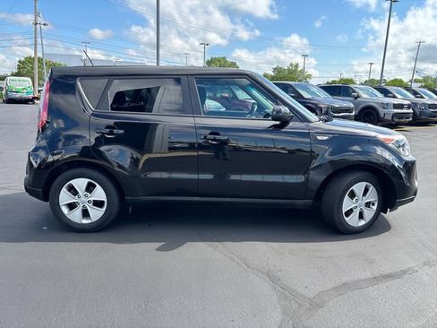 Used 2014 Kia Soul FWD image 6