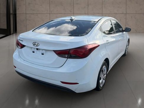 Used 2016 Hyundai Elantra SE FWD image 12