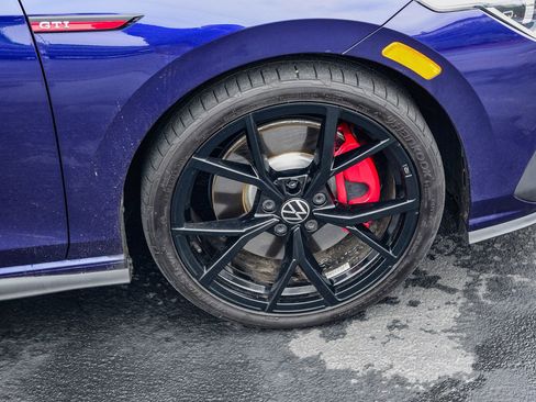 Used 2024 Volkswagen GTI SE image 11