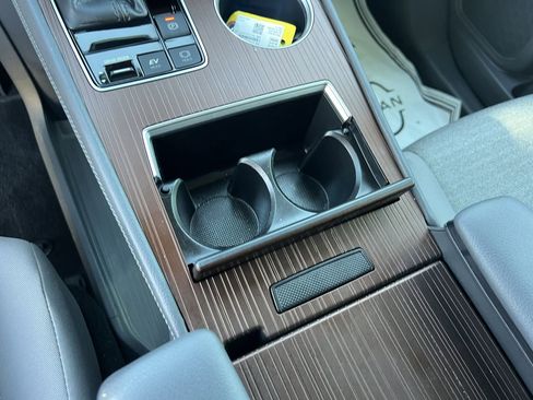 Used 2022 Toyota Sienna LE image 21