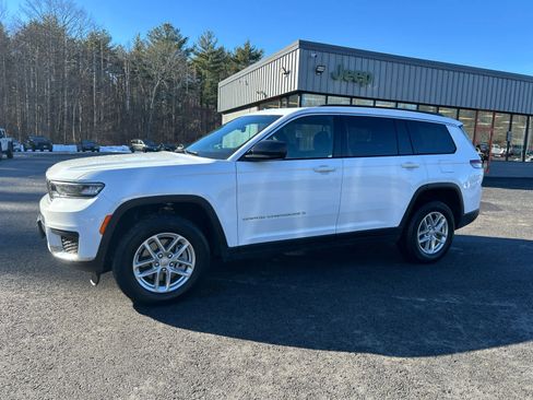 Used 2025 Jeep Grand Cherokee L Laredo w/ Luxury Tech Group I image 16