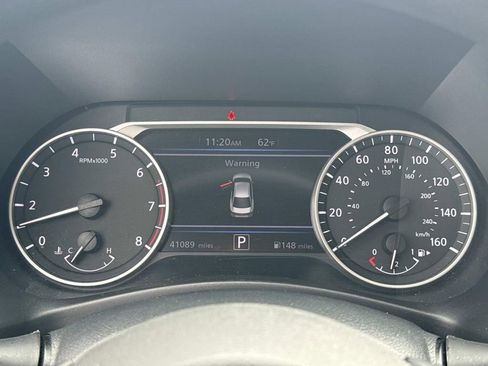 Certified 2024 Nissan Sentra SV image 28