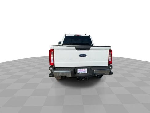 Used 2025 Ford F350 XLT image 7