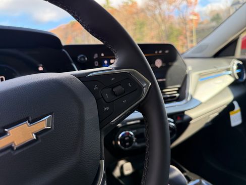 New 2026 Chevrolet Trax LT w/ Driver Confidence Package image 20