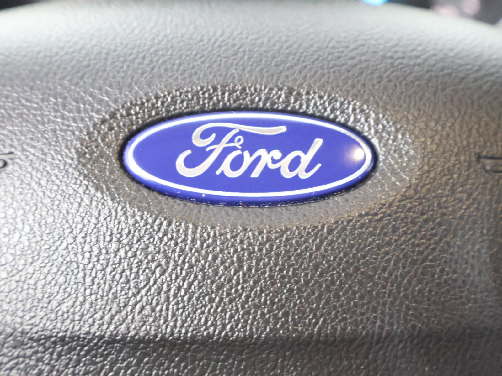 Used 2017 Ford Escape SE w/ Equipment Group 201A AWD/4WD image 33