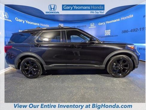 Used 2023 Ford Explorer ST-Line w/ Class IV Trailer Tow Package image 6