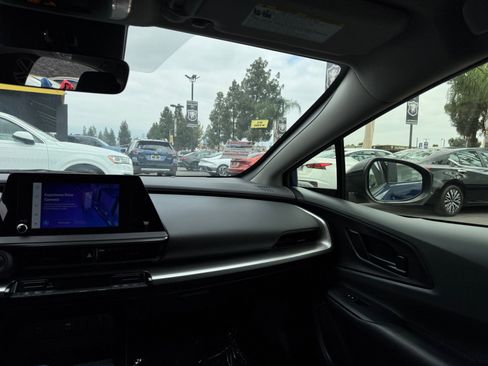 Used 2024 Toyota Prius LE FWD image 17