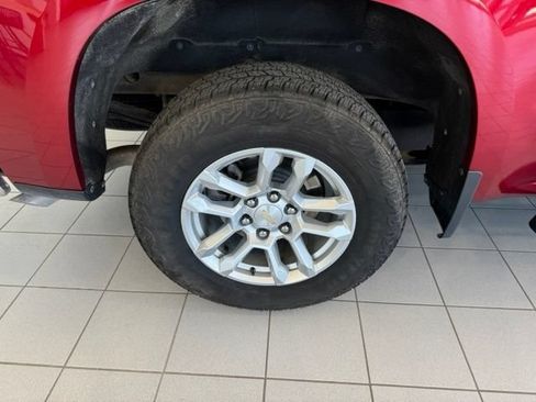 Certified 2023 Chevrolet Silverado 1500 LT AWD/4WD image 38
