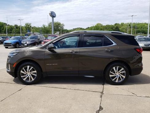 Used 2024 Chevrolet Equinox Premier AWD/4WD image 7