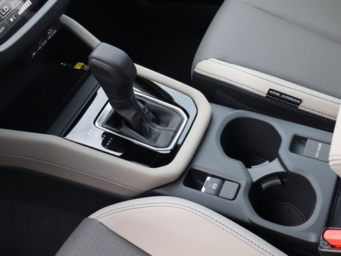 New 2025 Subaru Forester Limited image 15