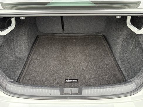 Certified 2024 Volkswagen Jetta Sport FWD image 12