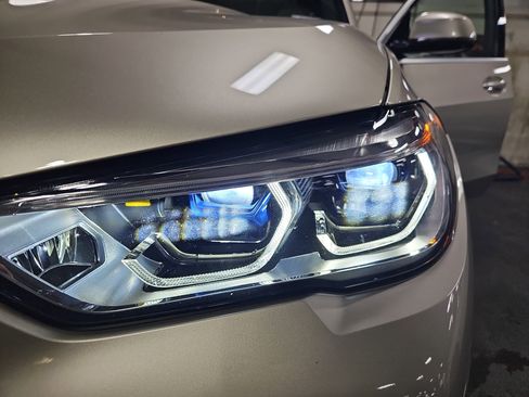 Used 2019 BMW X5 xDrive50i w/ Executive Package image 34