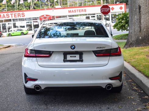 Used 2020 BMW 330i xDrive Sedan w/ Driving Assistance Package image 7