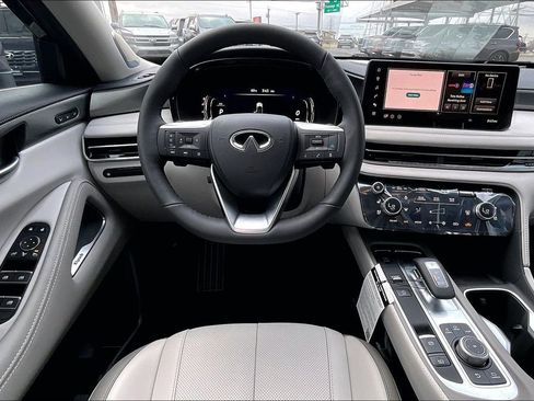 New 2026 INFINITI QX60 Luxe image 26