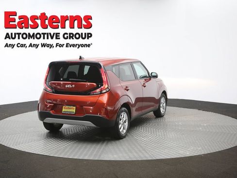 Used 2023 Kia Soul LX w/ Option Group 015 FWD image 40