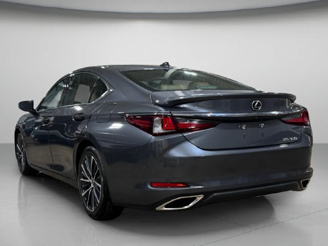 Used 2024 Lexus ES 350 w/ Premium Package FWD image 6