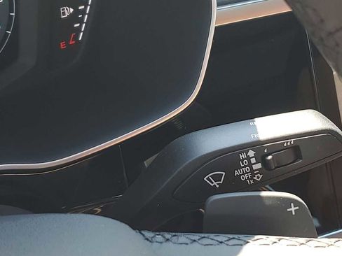 Certified 2025 Audi Q3 2.0T Premium w/ Convenience Package image 27