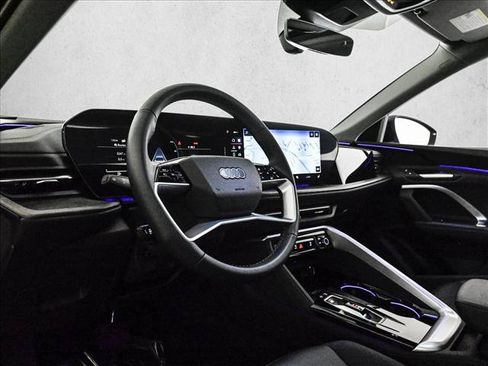 Certified 2025 Audi Q5 Premium w/ Convenience Package AWD/4WD image 10