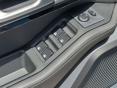New 2026 INEOS Grenadier Station Wagon AWD/4WD image 21